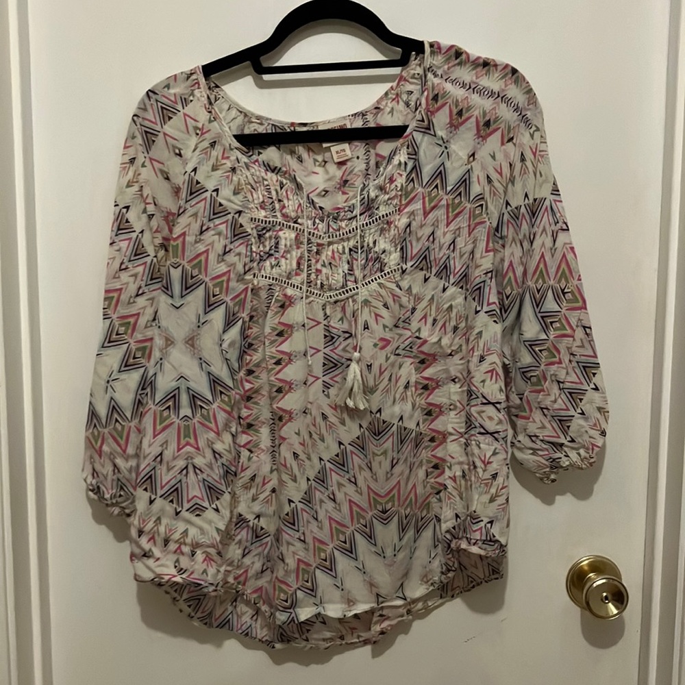 Cute patterned blouse